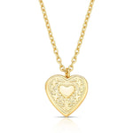 COLAR COM PINGENTE RELICÁRIO DE CORAÇÃO TEXTURIZADO