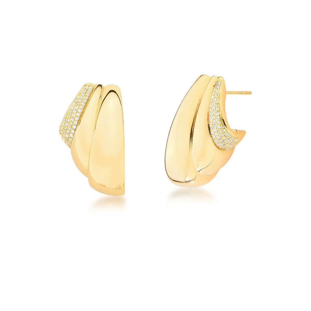 MEIA ARGOLA CURVA E LISA COM ZIRCÔNIAS BRANCAS BANHADA A OURO