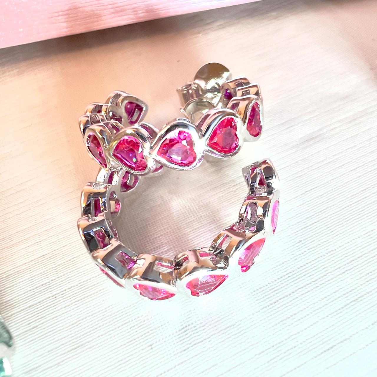 MEIA ARGOLA COM ZIRCÔNIA DE CORAÇÃO ROSA PINK M